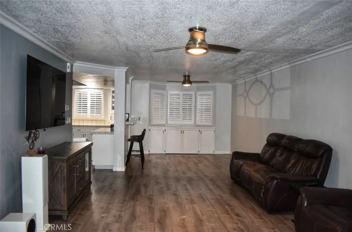 430 W Knepp Avenue, Fullerton, California 92832