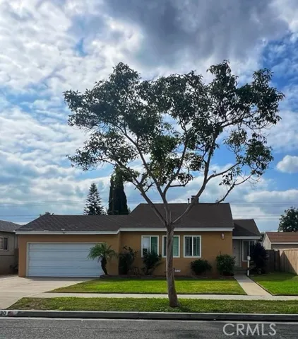 430 W Knepp Avenue, Fullerton, California 92832