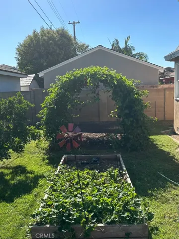 430 W Knepp Avenue, Fullerton, California 92832