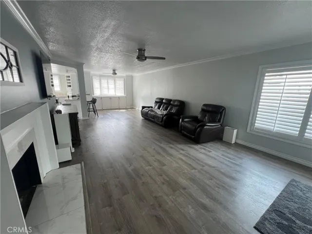 430 W Knepp Avenue, Fullerton, California 92832
