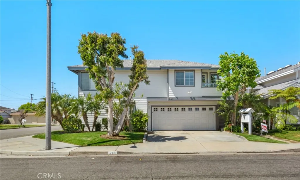 245 Palmer St., Costa Mesa, California 92627 home-pic-1