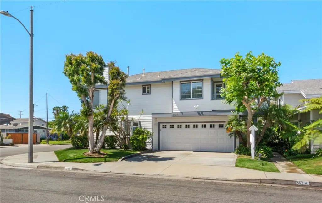 245 Palmer St., Costa Mesa, California 92627 home-pic-0