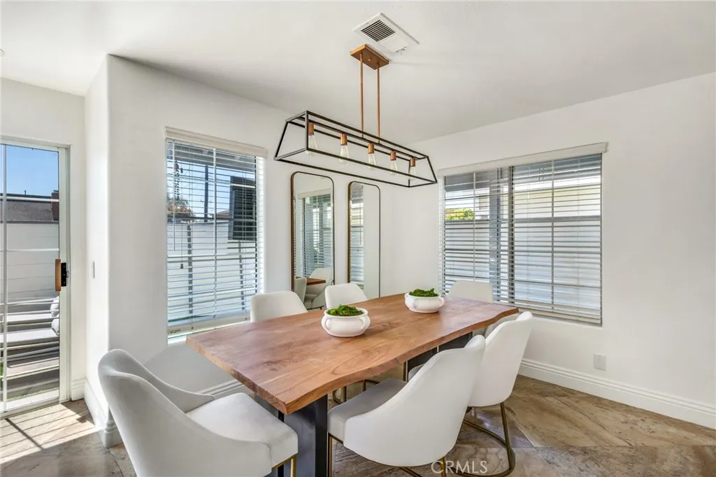 245 Palmer St., Costa Mesa, California 92627 home-pic-29
