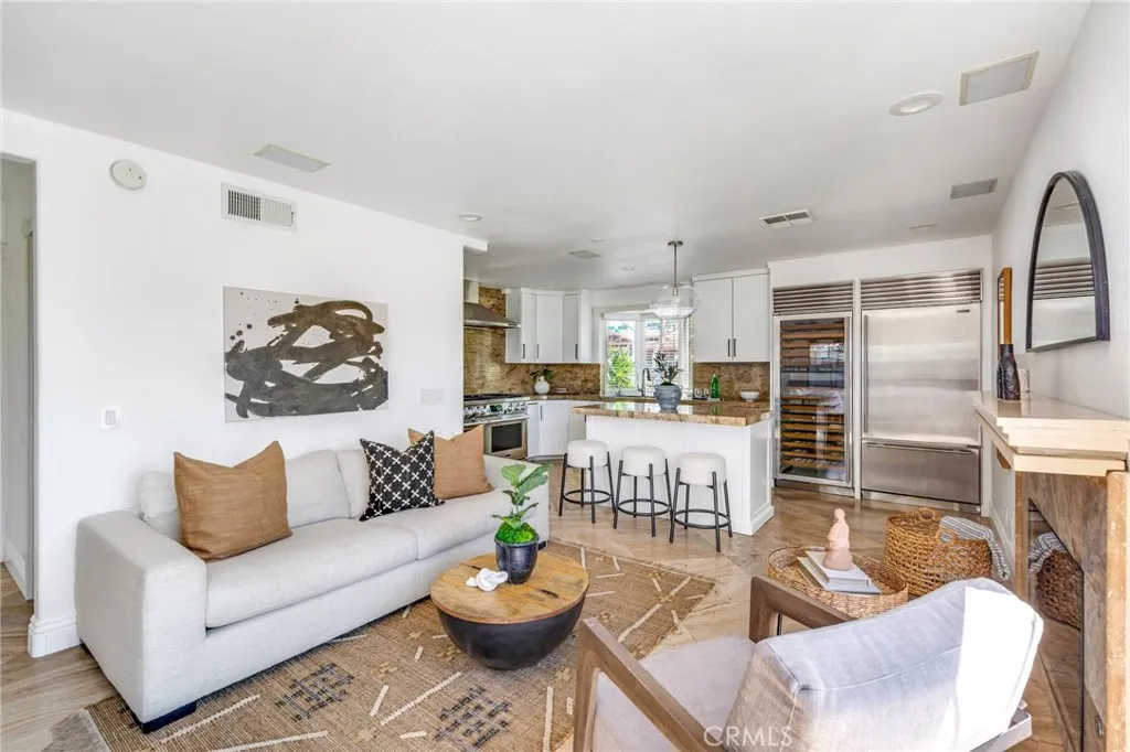 245 Palmer St., Costa Mesa, California 92627 home-pic-31