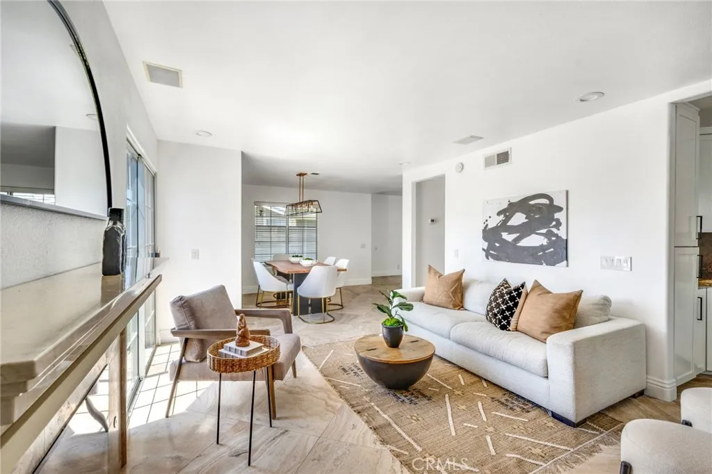 245 Palmer St., Costa Mesa, California 92627 home-pic-33