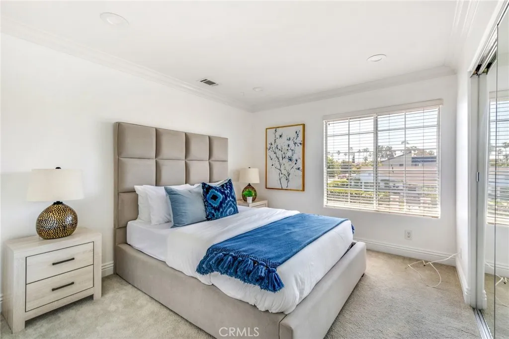 245 Palmer St., Costa Mesa, California 92627 home-pic-17