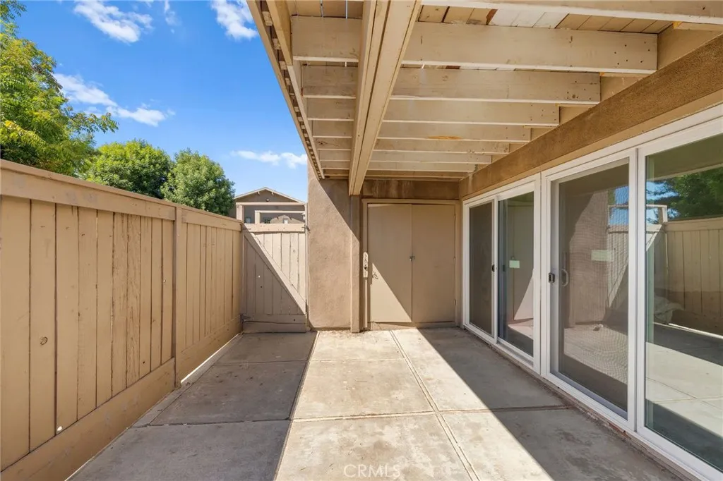 28661 28661 Via Las Flores, Murrieta, California 92563 home-pic-19