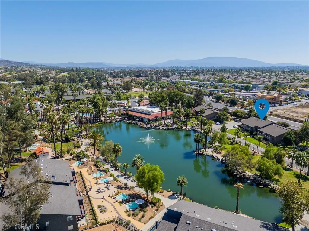 28661 28661 Via Las Flores, Murrieta, California 92563 home-pic-18