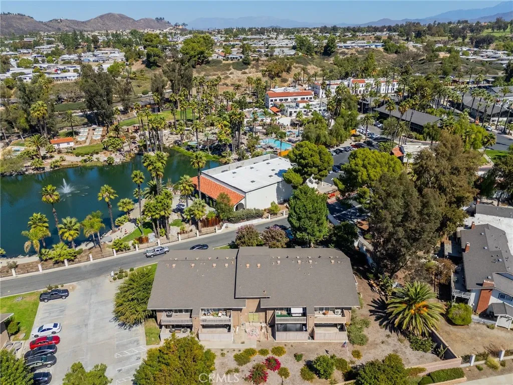 28661 28661 Via Las Flores, Murrieta, California 92563 home-pic-22