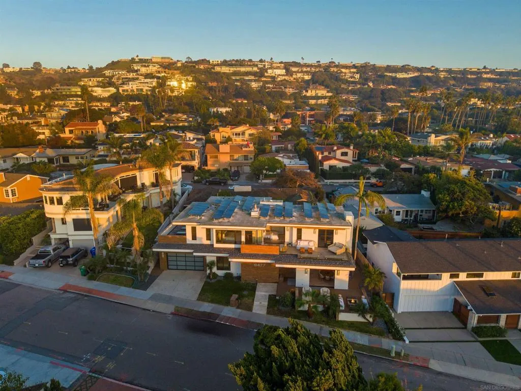 8477 El Paseo Grande, La Jolla, California 92037 home-pic-16