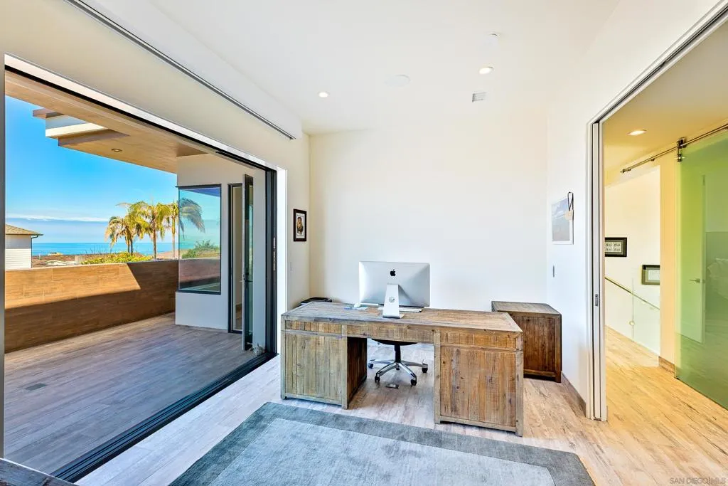 8477 El Paseo Grande, La Jolla, California 92037 home-pic-9