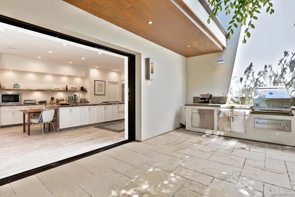 8477 El Paseo Grande, La Jolla, California 92037 home-pic-7