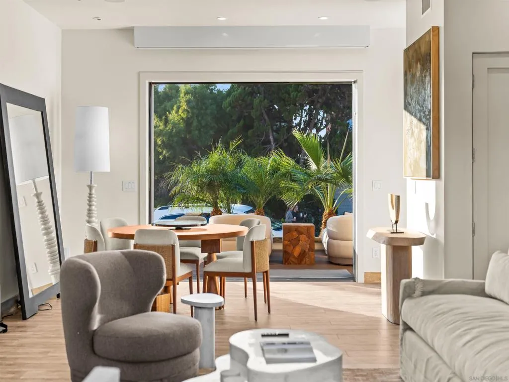 8477 El Paseo Grande, La Jolla, California 92037 home-pic-22