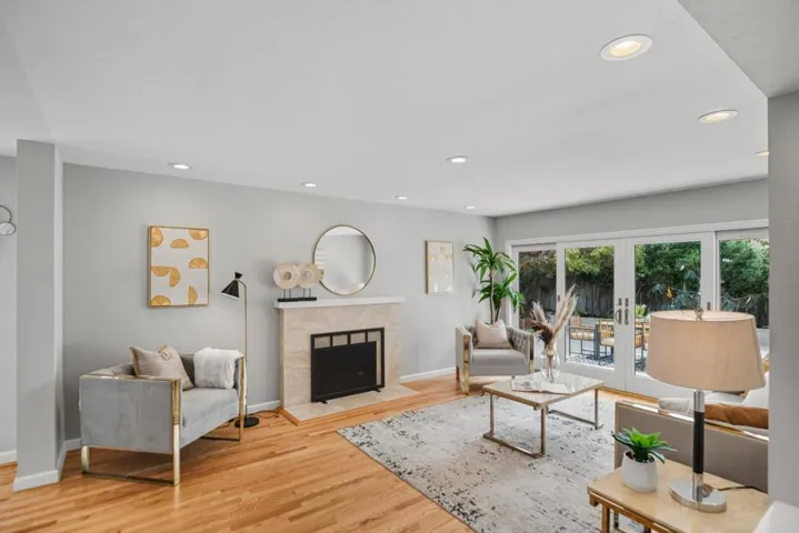 1015 Gloucester Court, Sunnyvale, California 94087