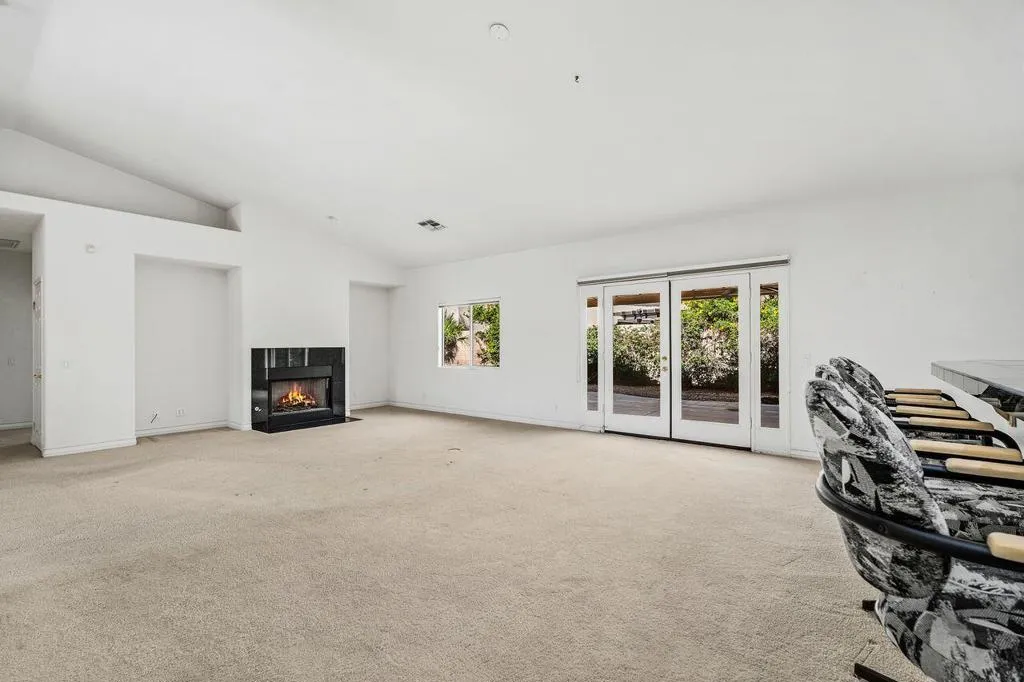 80222 Spanish Bay Drive, Indio, California 92201 home-pic-5