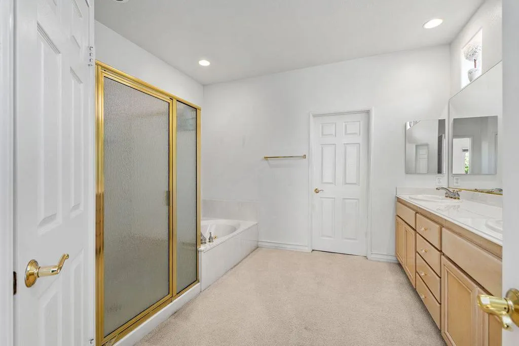 80222 Spanish Bay Drive, Indio, California 92201 home-pic-16