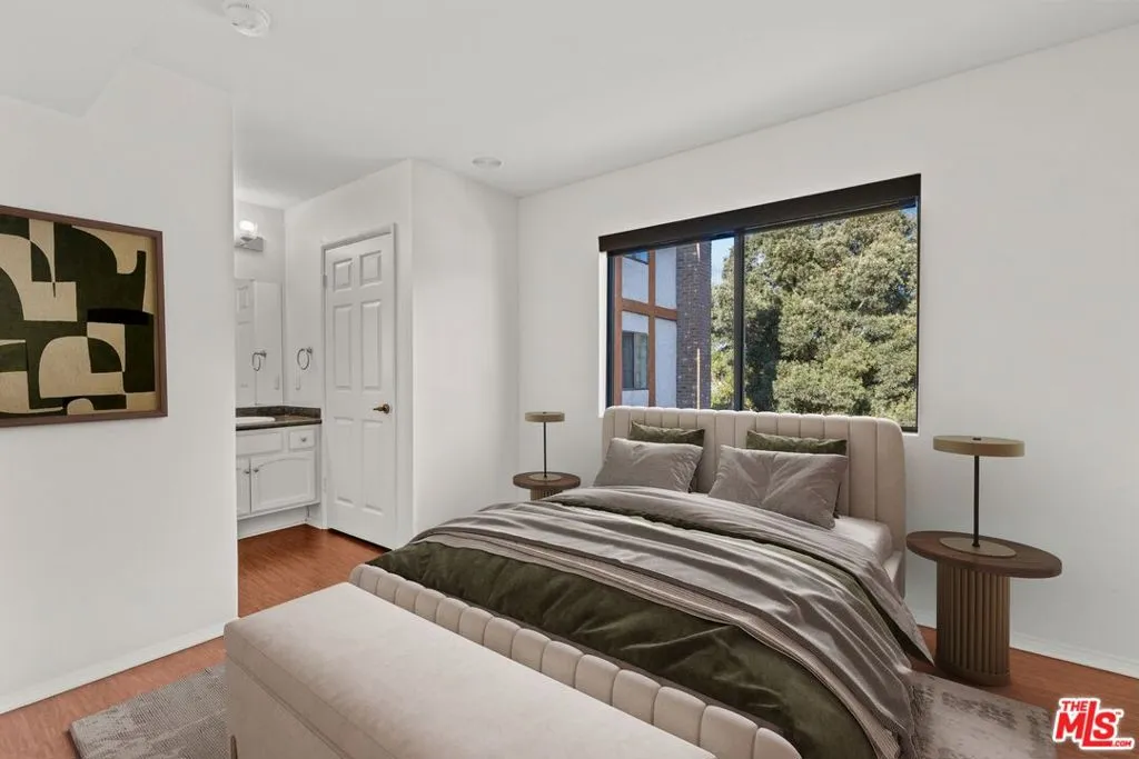 2480 Penmar Avenue 2, Venice, California 90291 home-pic-8