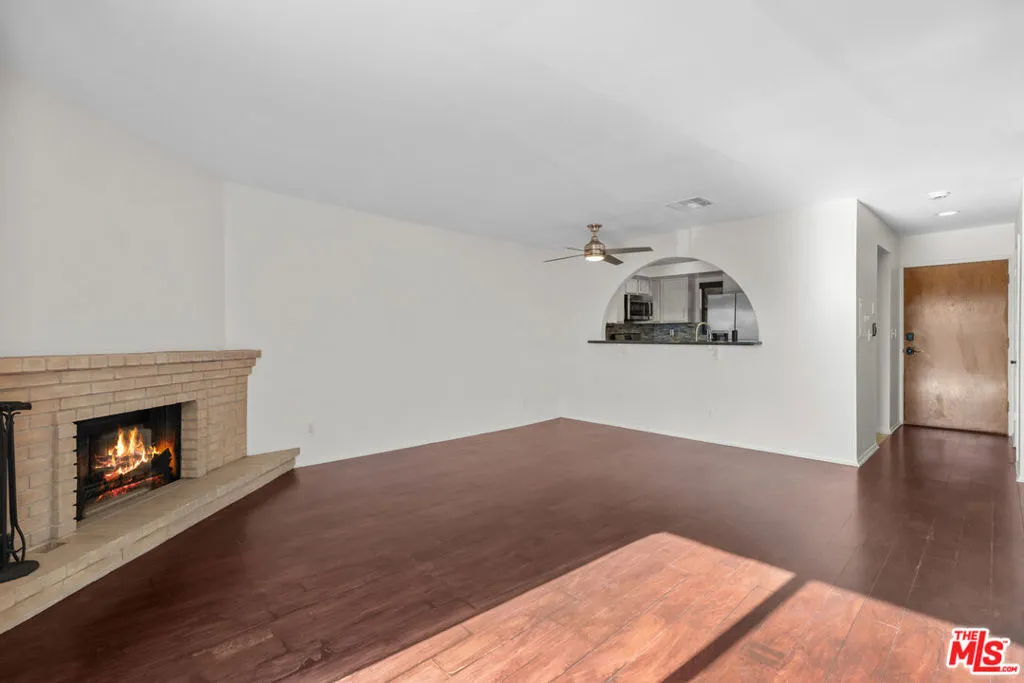 2480 Penmar Avenue 2, Venice, California 90291 home-pic-4
