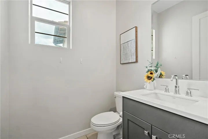 185 Frame, Irvine, California 92618