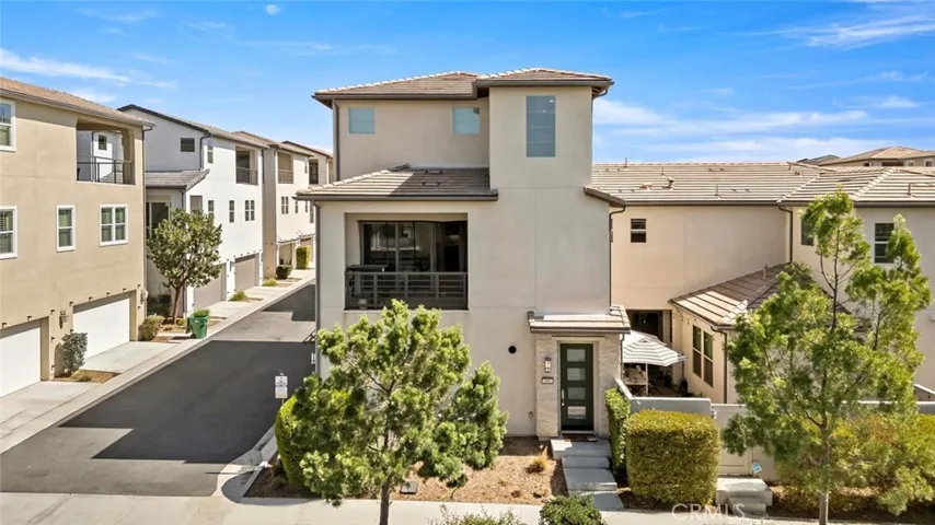 185 Frame, Irvine, California 92618