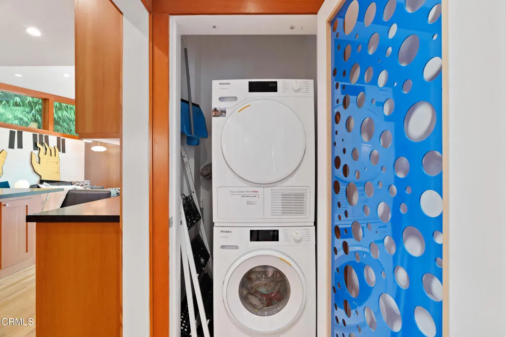 734 Skyland Drive, Sierra Madre, California 91024 home-pic-34