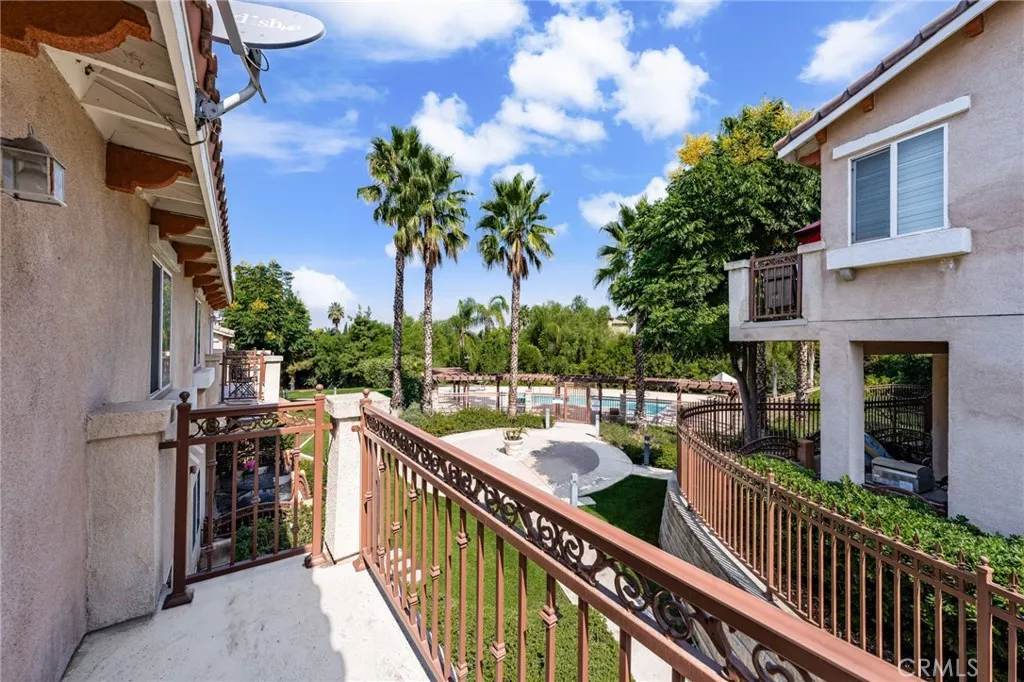 1200 E Highland Avenue 207, Redlands, California 92374 home-pic-23