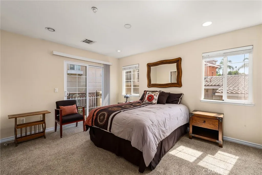 1200 E Highland Avenue 207, Redlands, California 92374 home-pic-13