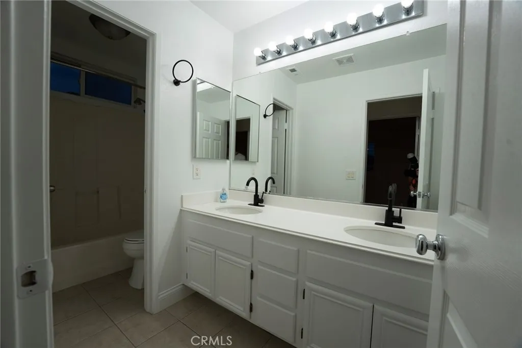 23414 Mount Ashland, Riverside, California 92562 home-pic-22