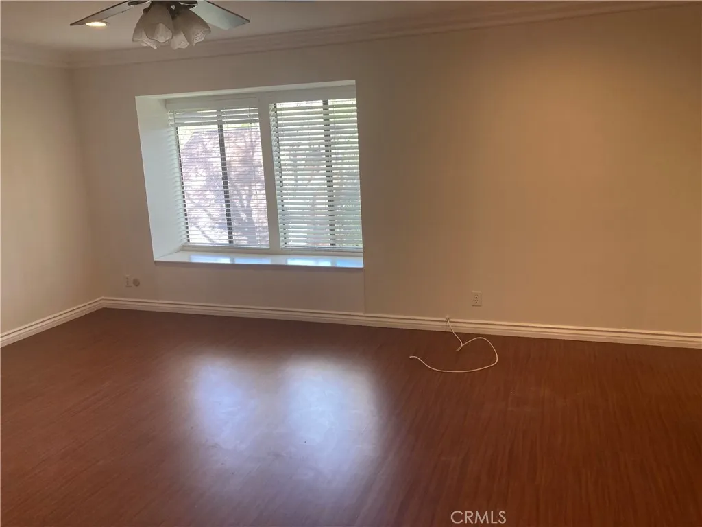2027 Stonewood Ct, San Pedro, California 90732 home-pic-9