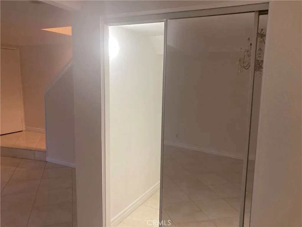 2027 Stonewood Ct, San Pedro, California 90732 home-pic-19
