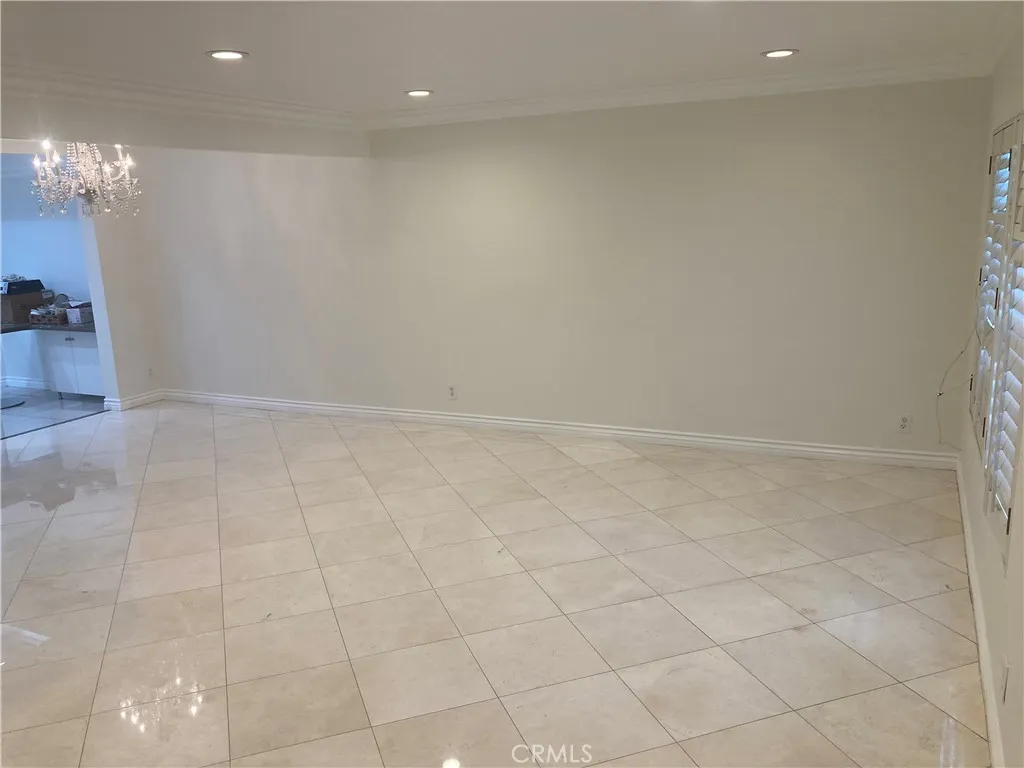 2027 Stonewood Ct, San Pedro, California 90732 home-pic-1