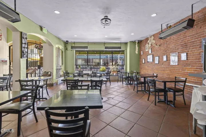 1-web-or-mls-UpmarketMedia-419EMain-12a