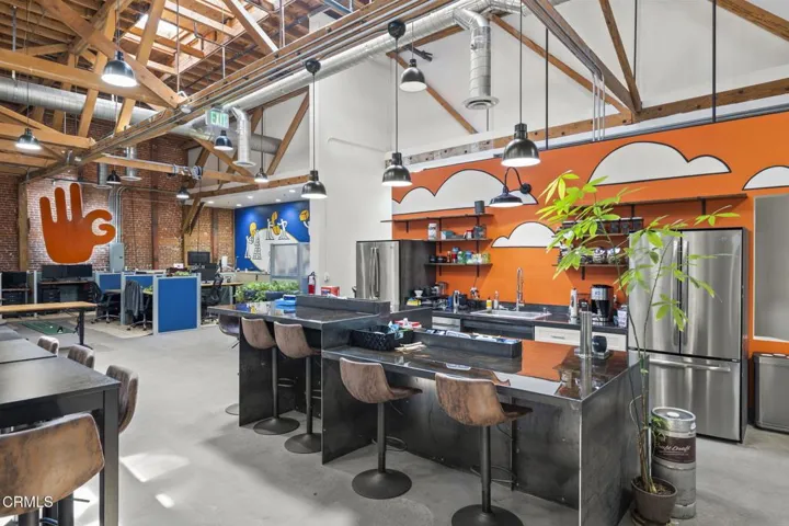 46-web-or-mls-UpmarketMedia-419EMain-192
