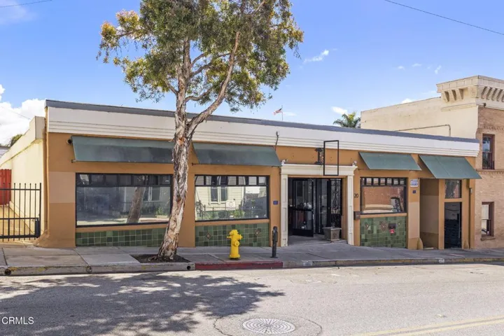 63-web-or-mls-UpmarketMedia-419EMain-227