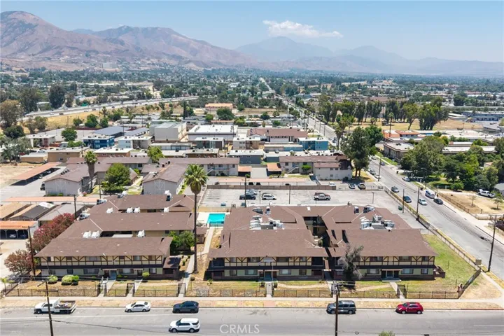 2761 N Golden, San Bernardino, California 92404