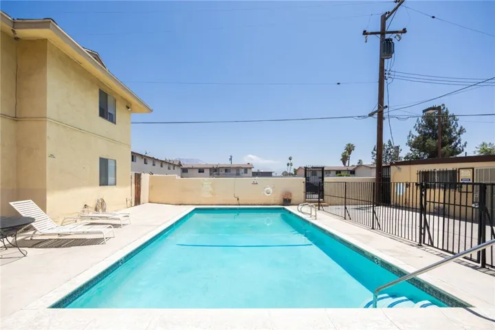 2761 N Golden, San Bernardino, California 92404