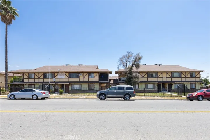 2761 N Golden, San Bernardino, California 92404