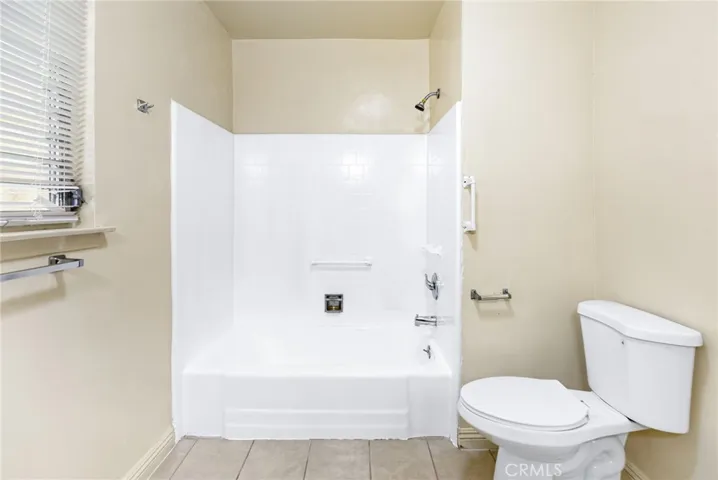 2761 N Golden, San Bernardino, California 92404