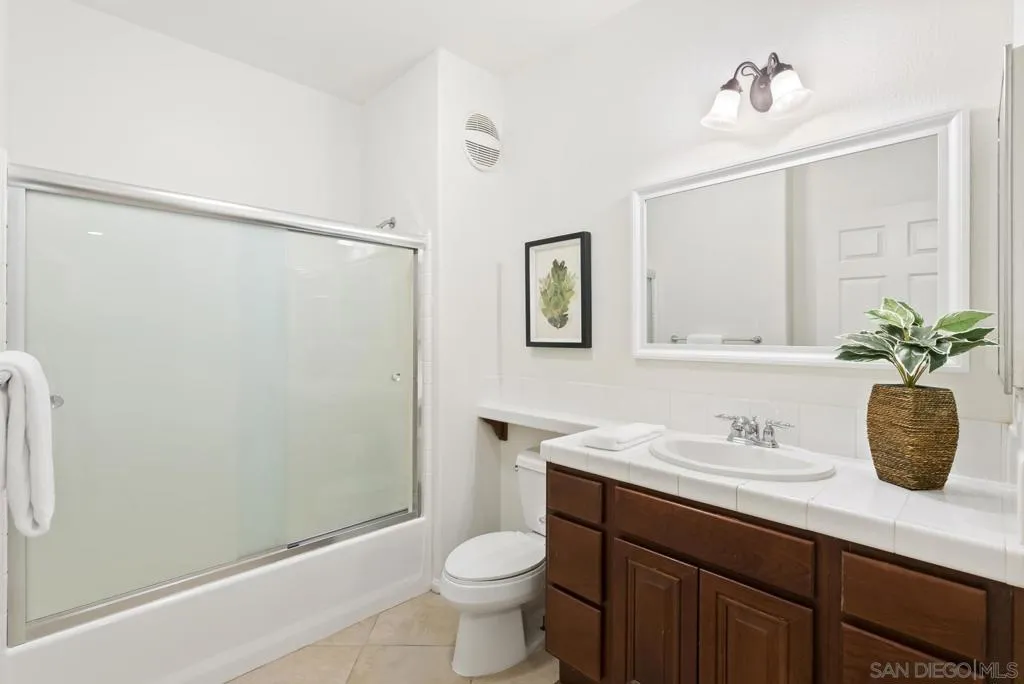 2770 Piantino Cir, San Diego, California 92108 home-pic-15