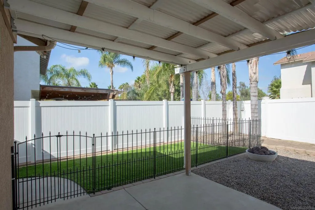 1367 H St, Ramona, California 92065 home-pic-30