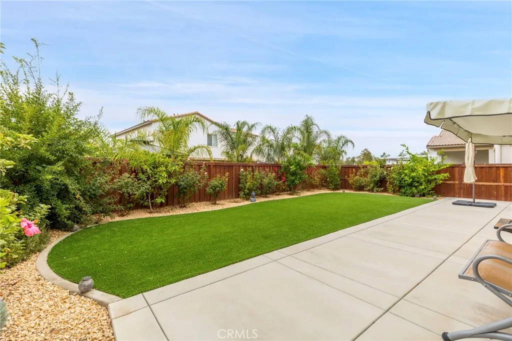 29309 Humboldt Court, Menifee, California 92585 home-pic-18