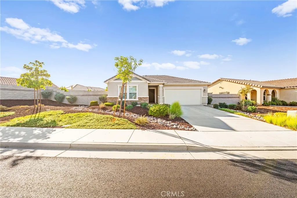 27878 Calle Talavera, Menifee, California 92585 home-pic-1