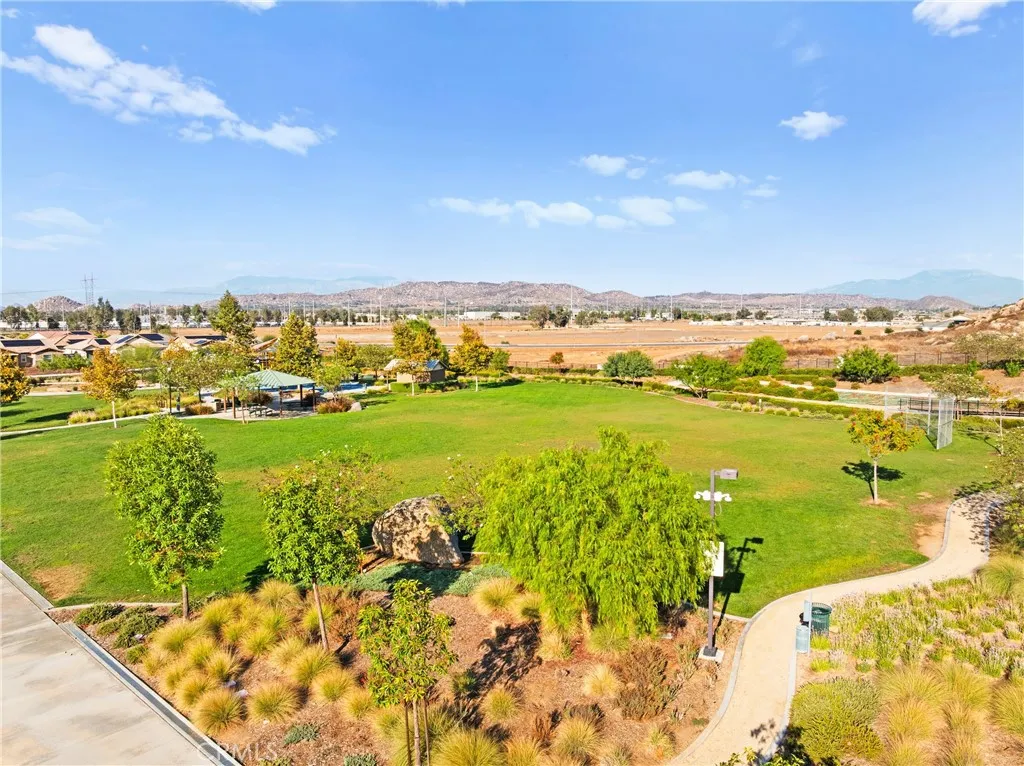 27878 Calle Talavera, Menifee, California 92585 home-pic-42