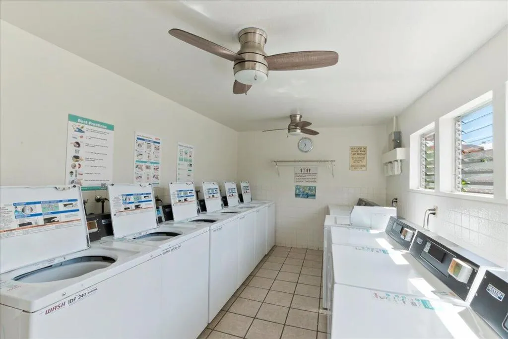 1268 E Ramon Road 1, Palm Springs, California 92264 home-pic-26