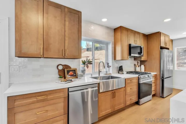 2182 Farrington Dr, El Cajon, California 92020