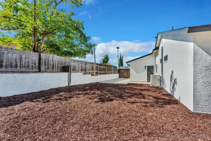 2182 Farrington Dr, El Cajon, California 92020