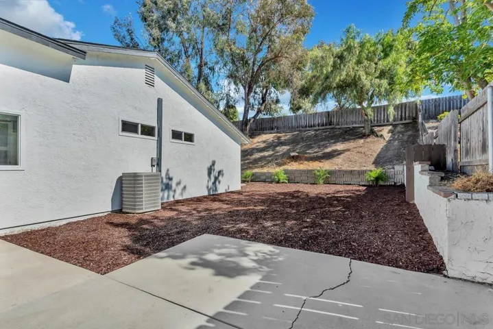 2182 Farrington Dr, El Cajon, California 92020