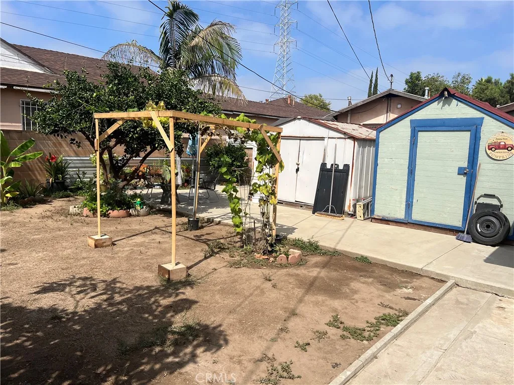 11863 Stanford Avenue, Los Angeles, California 90059 home-pic-7