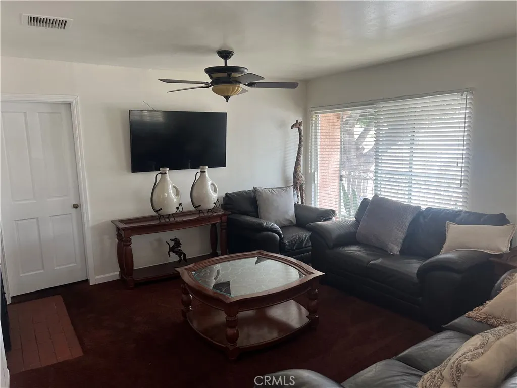 11863 Stanford Avenue, Los Angeles, California 90059 home-pic-2