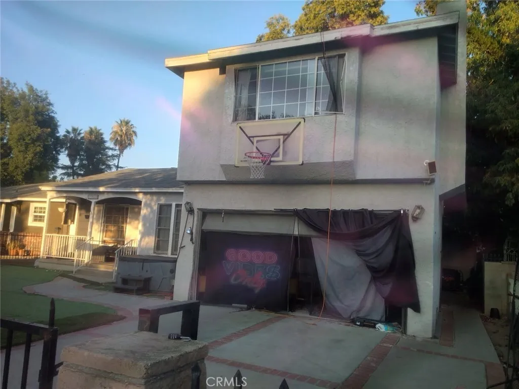 7732 7732 Garden Grove, Reseda, California 91335 home-pic-0